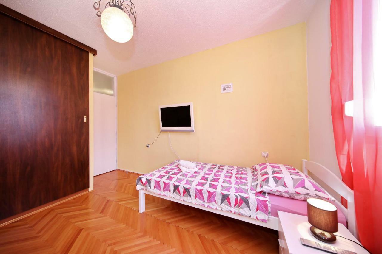 Apartman Lana In City Centre With Garage Zadar Eksteriør billede