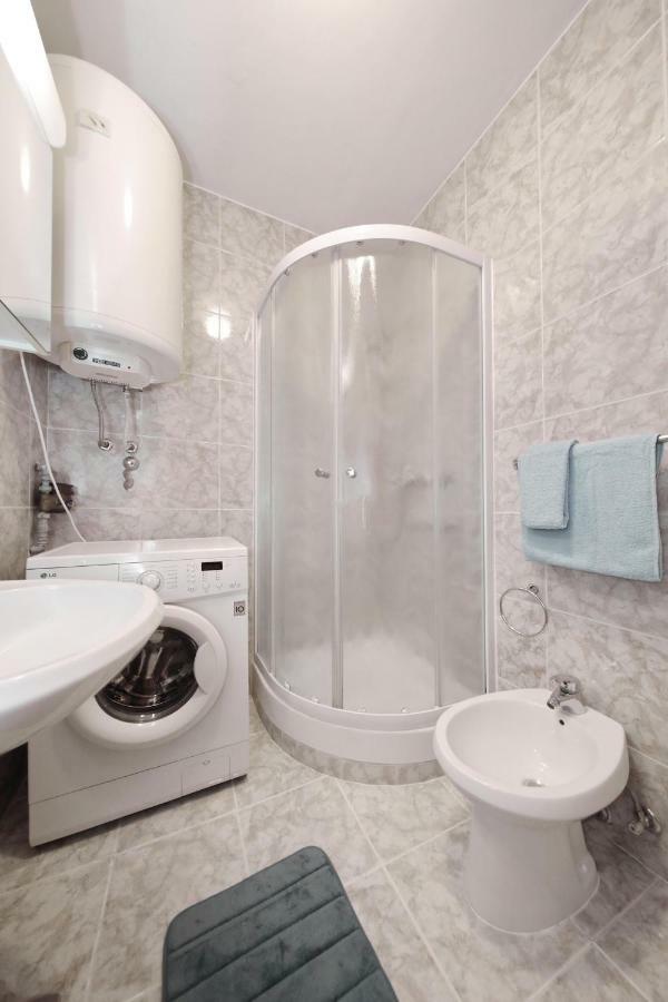 Apartman Lana In City Centre With Garage Zadar Eksteriør billede