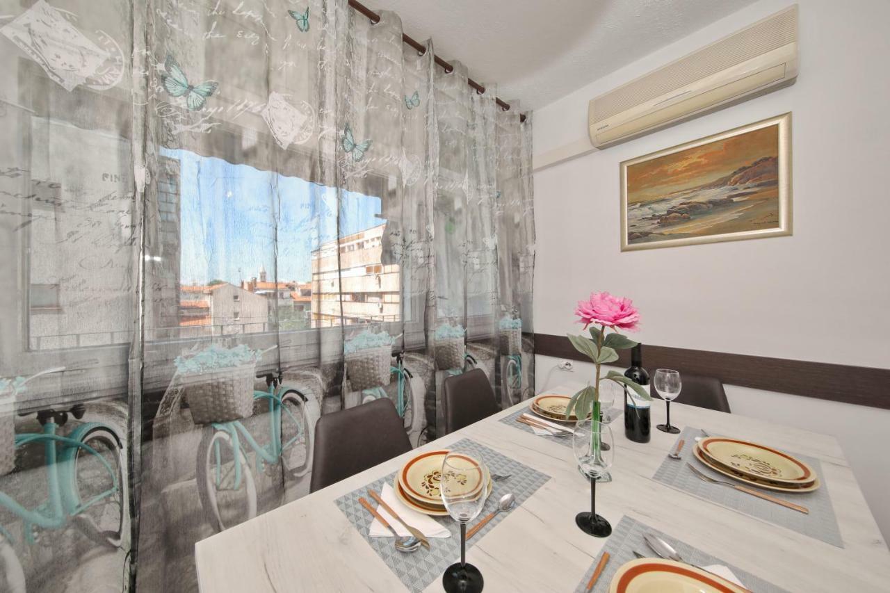 Apartman Lana In City Centre With Garage Zadar Eksteriør billede