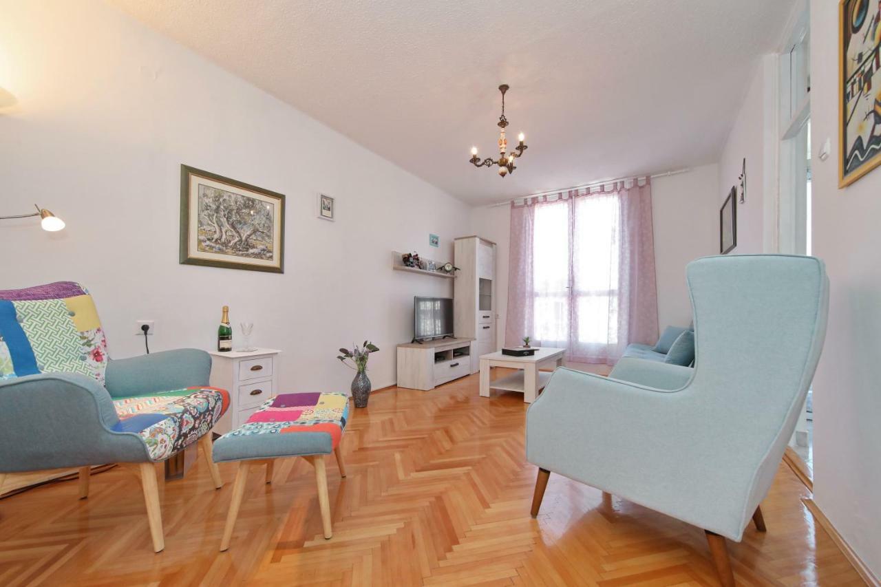 Apartman Lana In City Centre With Garage Zadar Eksteriør billede